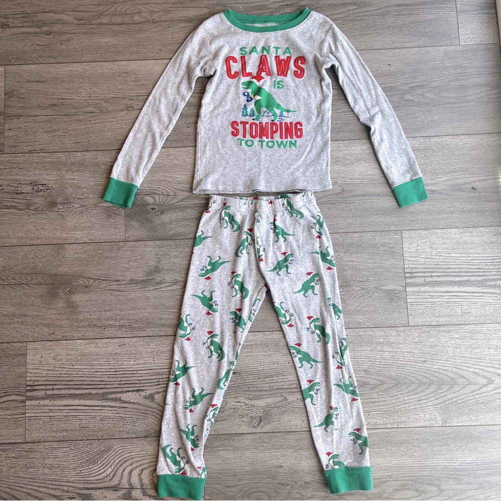 Carter’s Dinosaur Christmas LS Pajamas - Santa Claws Is Stomping To Town